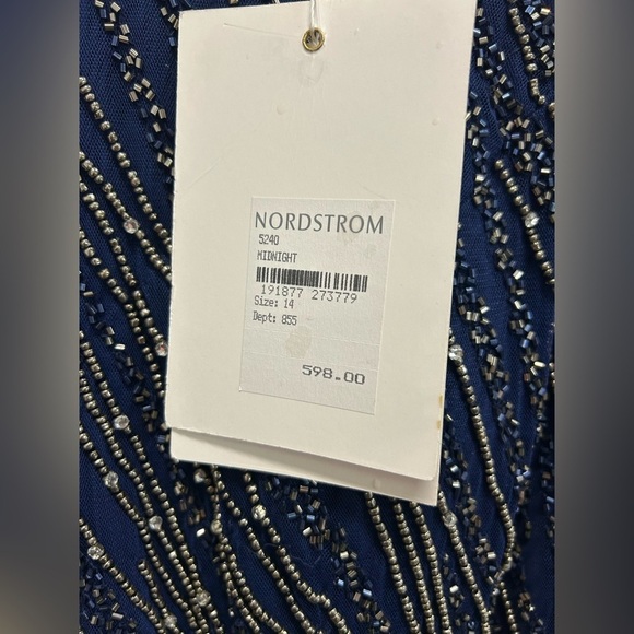 Mac Duggal 5240 NWT LONG SLEEVE BEADED COLUMN GOWN - Picture 7 of 9